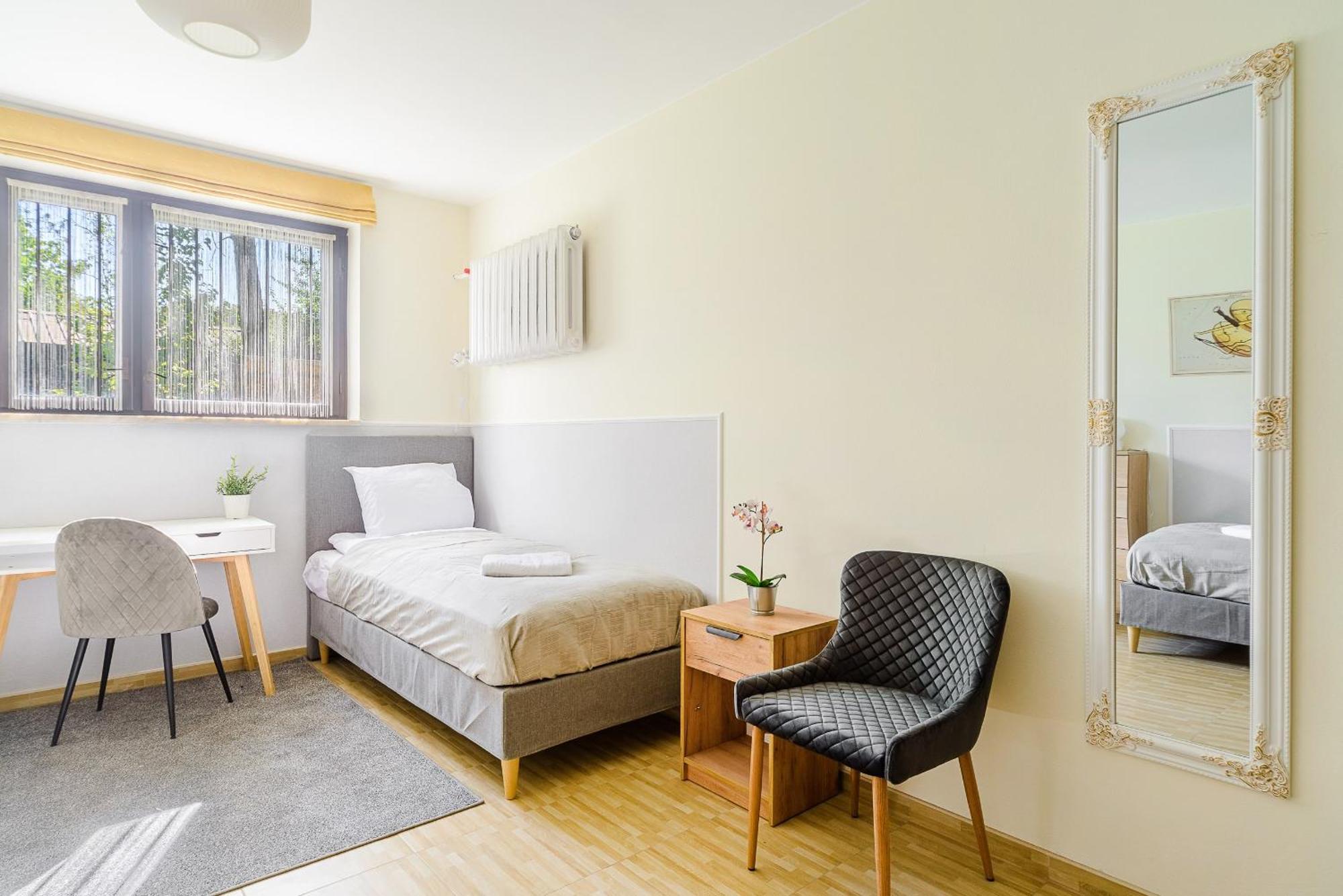 P&O Apartments Juhasow - Wawer Warsawa Bagian luar foto